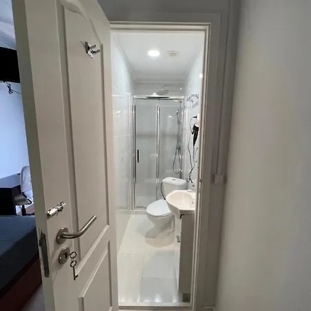 Apartamento Bernardim Ribeiro 3 Andar Couette-café Lisboa