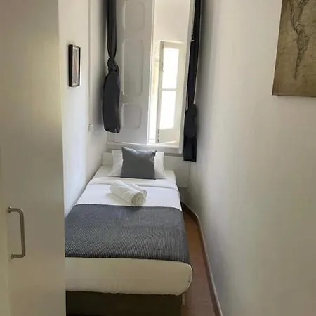 ベッド・アンド・ブレックファスト Apartamento Bernardim Ribeiro 3 Andar