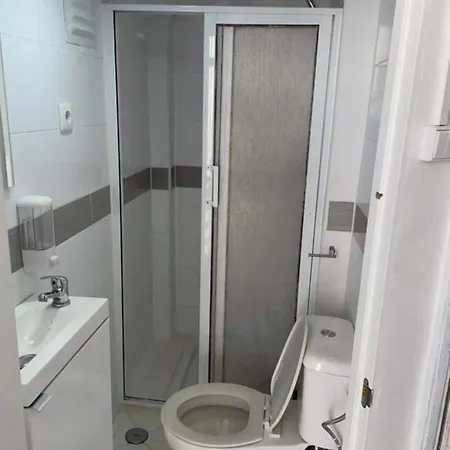 ベッド・アンド・ブレックファスト Apartamento Bernardim Ribeiro 3 Andar
